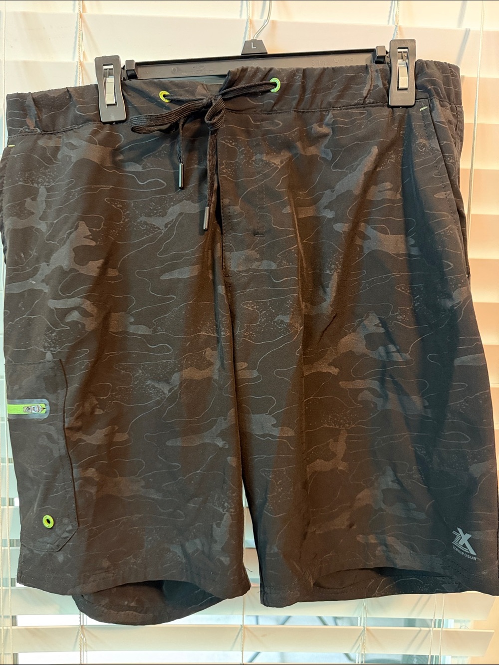 ZeroXposur Large Men's Black Camo Swim/Board Shorts with Lime Accents